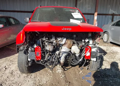 2019 Jeep Renegade Trailhawk 4X4 from USA, damaged, VIN ZACNJBC13KPJ99140